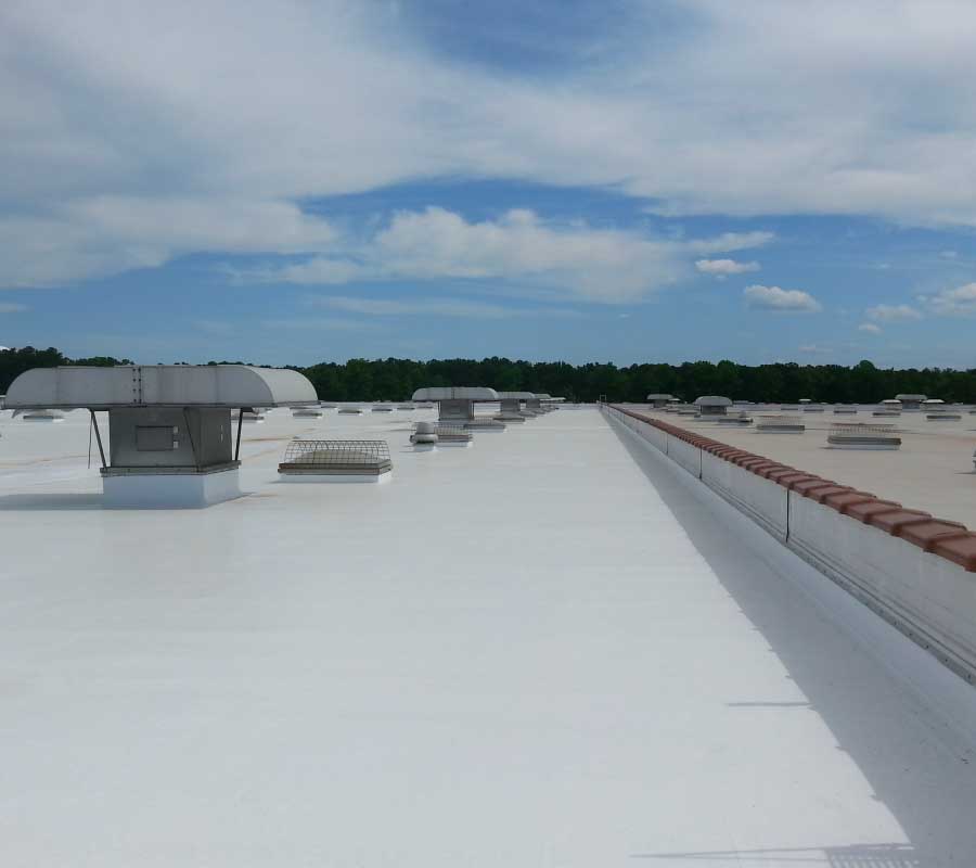 Commercial roof installation in Central Florida